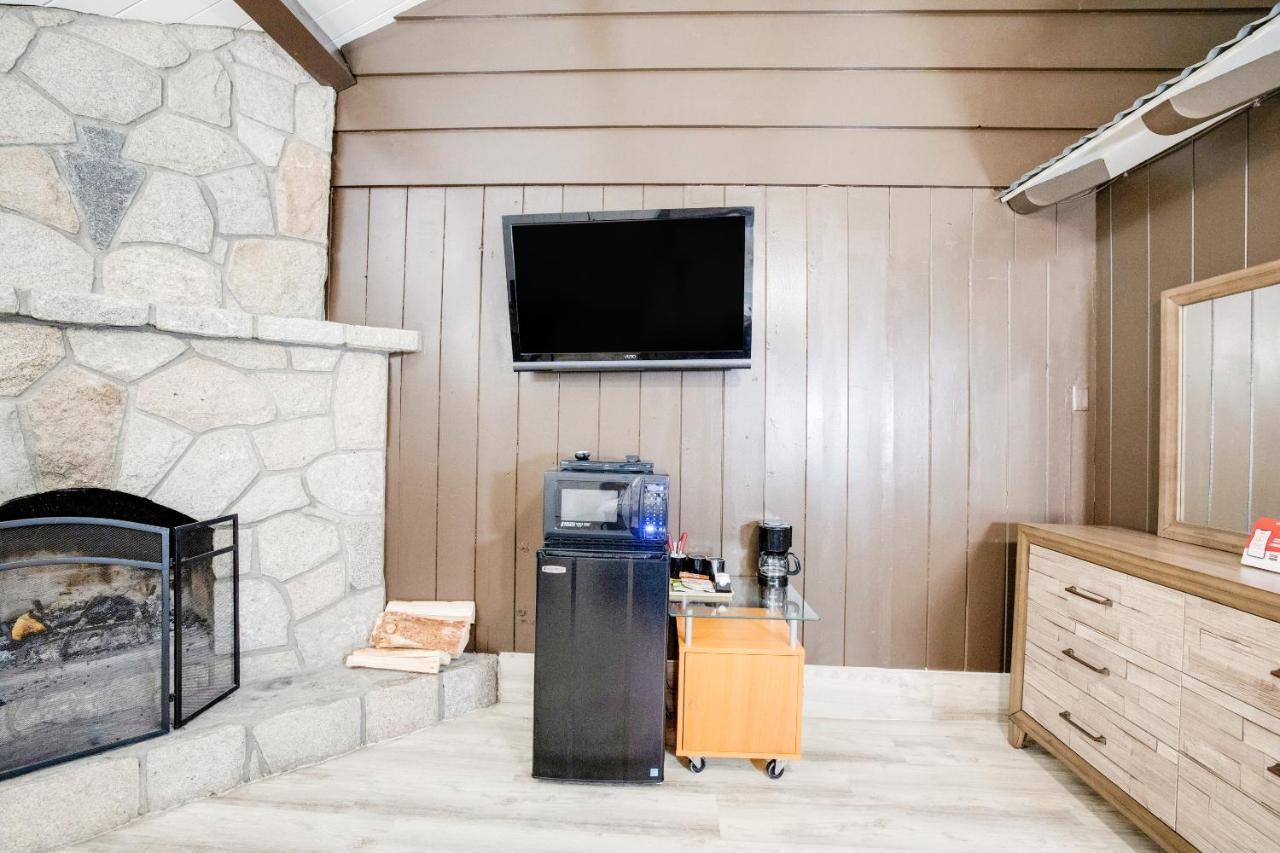 Arrowhead Tree Top Lodge Lake Arrowhead Exterior foto